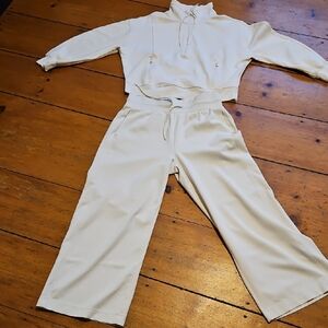 Old Navy Cozy 2 Pc Lounge Wear In Cream, Sz L Pristine Condition
